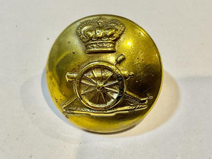 Gradia Militaria -  QVC Royal Artillery brass , large button by WELDON