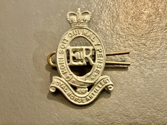 Gradia Militaria -  Q/C Royal Horse Artillery w/m cap badge