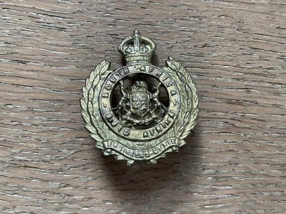 Gradia Militaria -  WW2 South African Engineers cap badge