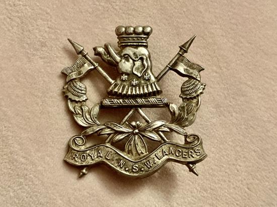 Gradia Militaria -  Australian 1/15th Royal New South Wales Lancers cap badge 1953-60