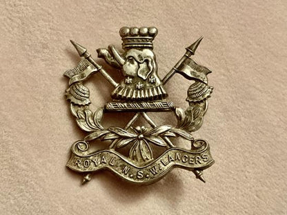 Gradia Militaria -  Australian 1/15th Royal New South Wales Lancers cap badge 1953-60
