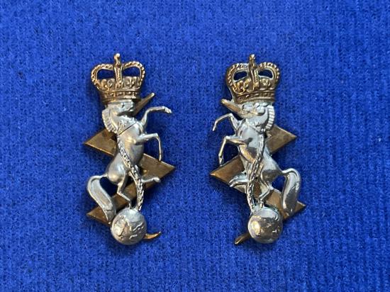 Gradia Militaria -  K/C R.E.M.E collar badges