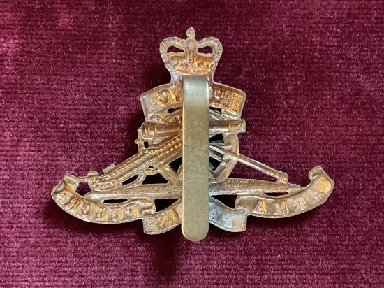 Queens crown H.A.C cap badge