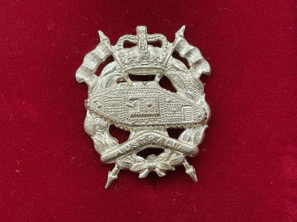 Gradia Militaria -  Royal Australian Armoured Corps 1953-60s collar badge