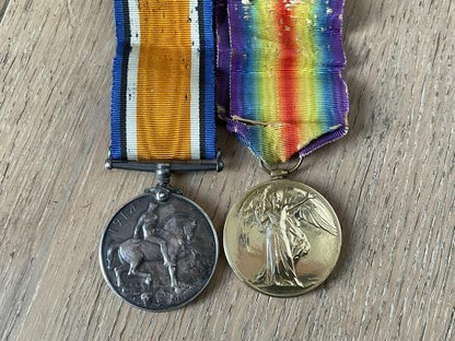 Gradia Militaria -  WW1 pair ; 561 Pte A.LEE 3 M.G. COY A.I.F