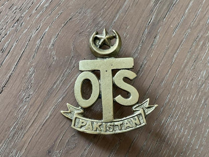 Gradia Militaria -  Pakistan Officers Training School (OTC) cap badge