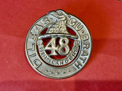 Gradia Militaria -  48th Highlanders of Canada glengarry badge