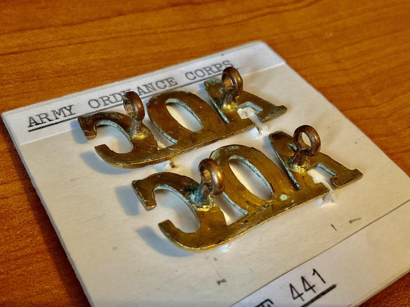 WW1 A.O.C (Army Ordnance Corps) brass shoulder titles