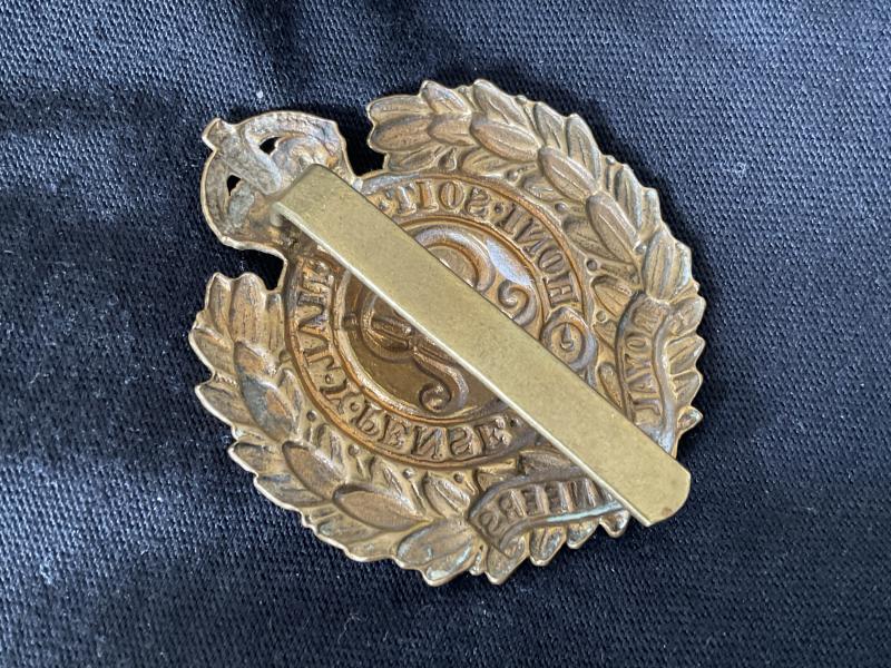 WW1 all brass economy Royal Engineers cap badge