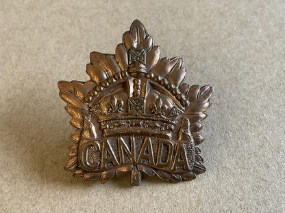 Gradia Militaria -  WW1 Canadian General service cap badge