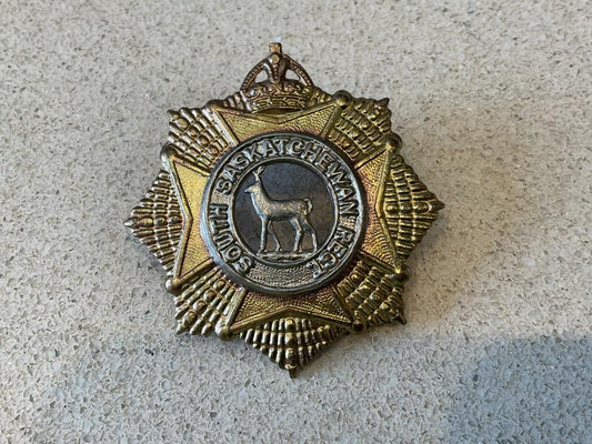 Gradia Militaria -  WW2 South Saskatchewan Regt cap badge