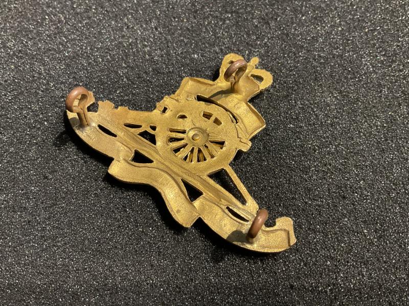 Post 1952 Royal N.Z Artillery officers cap badge