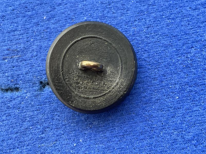 Canadian 90th Regt, Winnipeg Rifles black Devils button