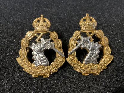 Gradia Militaria -  Royal Army Dental Corps officers collar badges