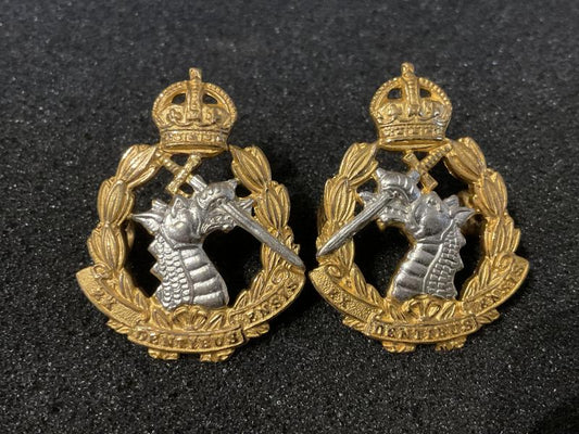 Gradia Militaria -  Royal Army Dental Corps officers collar badges