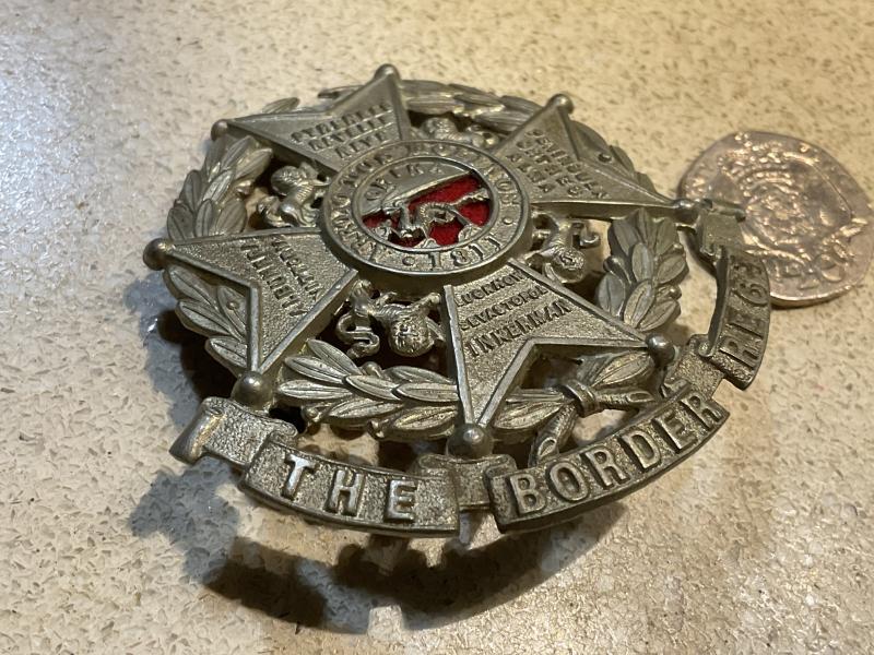 Victorian The Border Regiment helmet plate centre