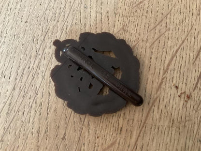 WW2 Plastic economy A.T.S Cap badge