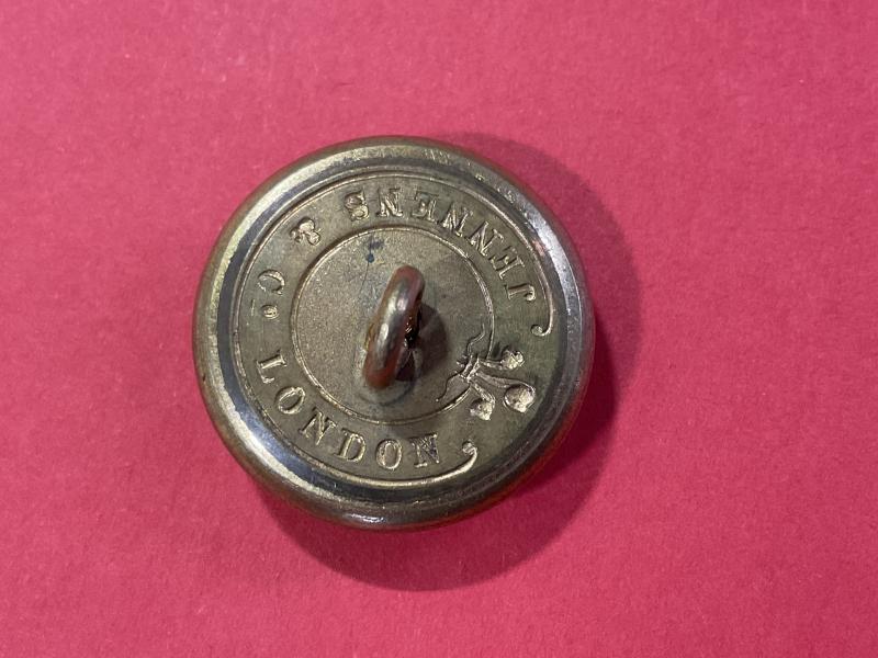 Q.V.C 5th Dragoon Guards officers gilt button