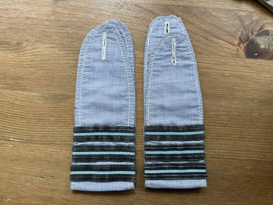 Gradia Militaria -  WW2/Cold War RAF Wing Commanders epaulettes