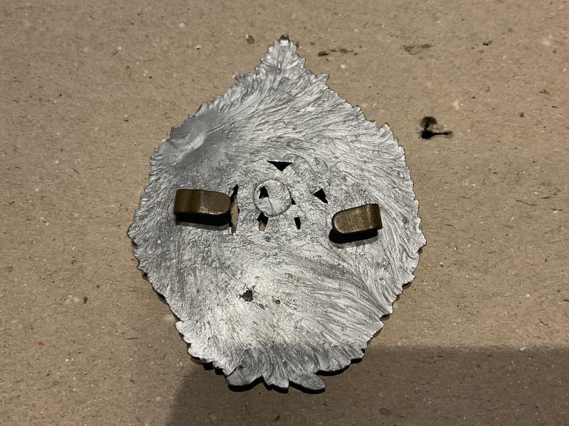 Gradia Militaria -  WW2 Plastic economy Argyll & Sutherland Highlanders Glengarry badge