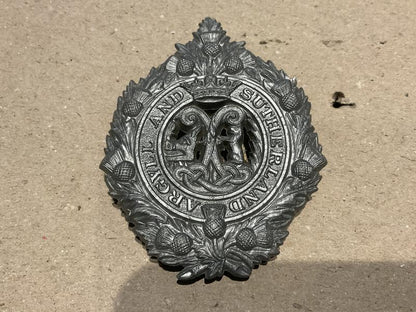 WW2 Plastic economy Argyll & Sutherland Highlanders Glengarry badge