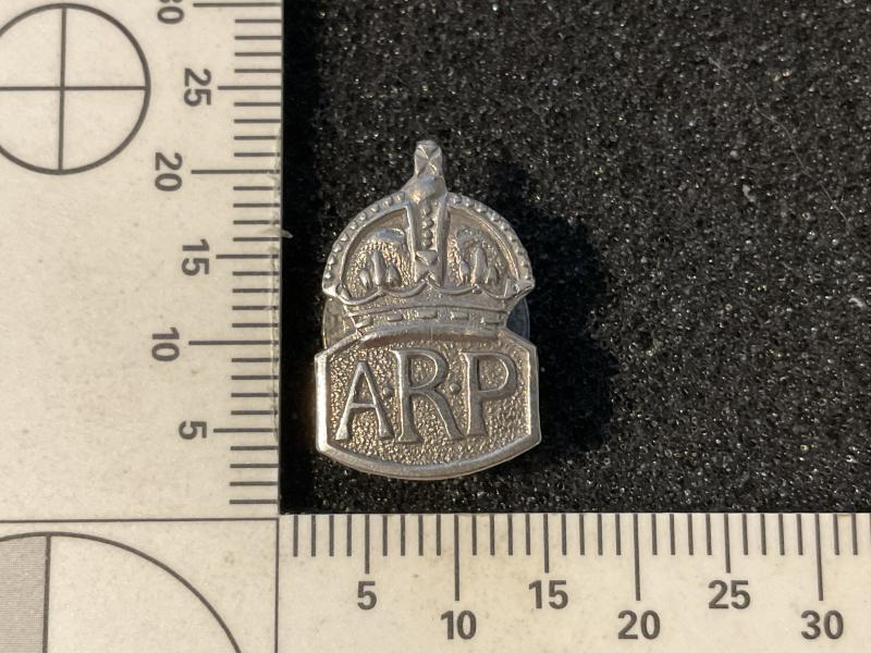 Gradia Militaria -  Miniature sterling silver marked A.R.P lapel badge