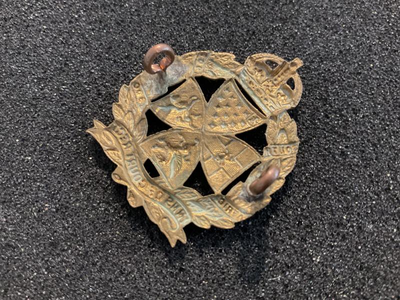 Inns of Court Regiment cap badge