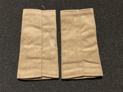 Gradia Militaria -  WW2 R.A desert or tropical issue Captains rank slides