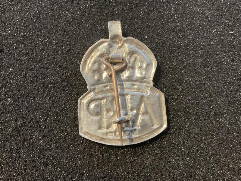 1939 dated silver A.R.P brooch back lapel badge