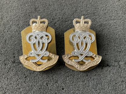 Gradia Militaria -  The Queens Own Hussars anodised collar badges