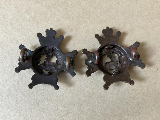 Gradia Militaria -  Post 1952 Sherwood Foresters O.S.D collar badges