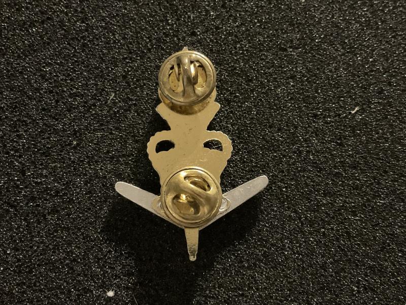 Royal Australian Army Education Corps hat badge