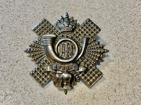 Gradia Militaria -  Q.V.C Highland Light Infantry glengarry badge