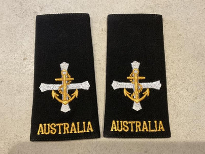 Gradia Militaria -  Australian Naval Chaplains shoulder slides