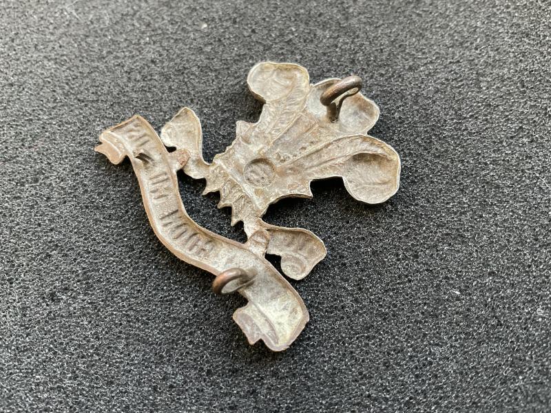 Victorian/Edwardian 3rd Dragoon Guards cap badge