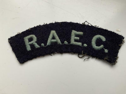 Gradia Militaria -  R.A.E.C cloth shoulder title