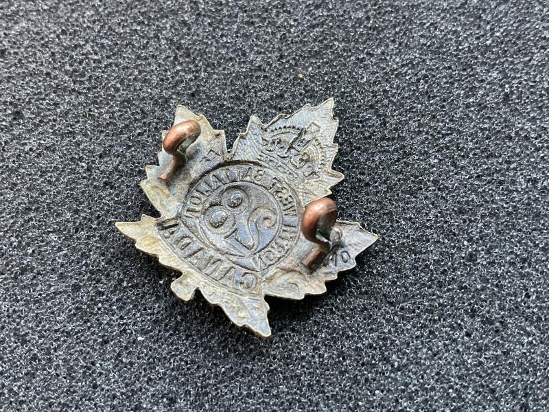 WW1 C.E.F 28th Infantry Battalion brass collar badge