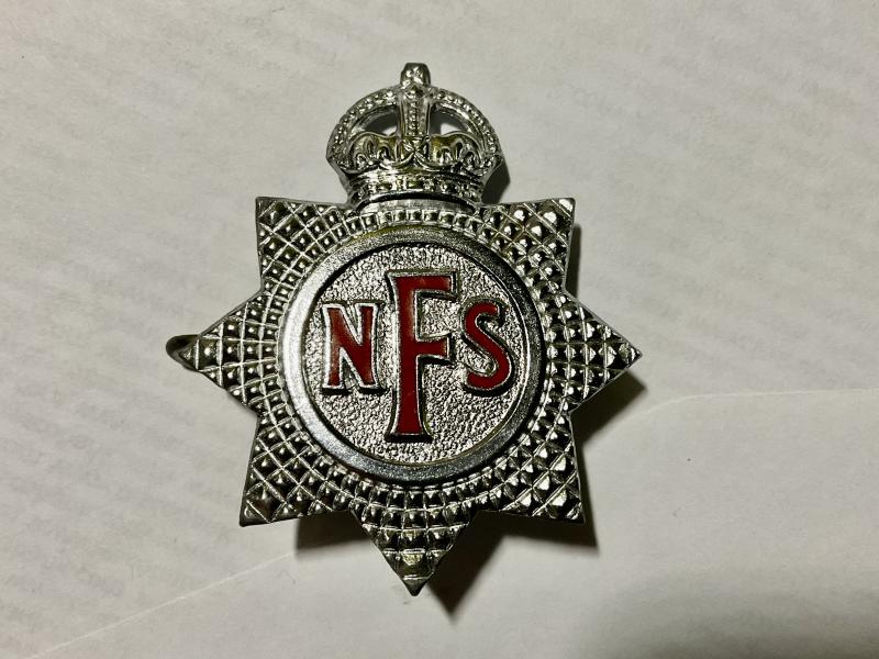 Gradia Militaria -  WW2 N.F.S (National Fire Service) cap badge