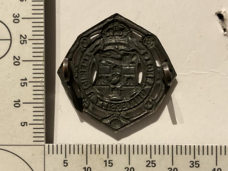 K/C Sydney University Regiment collar badge