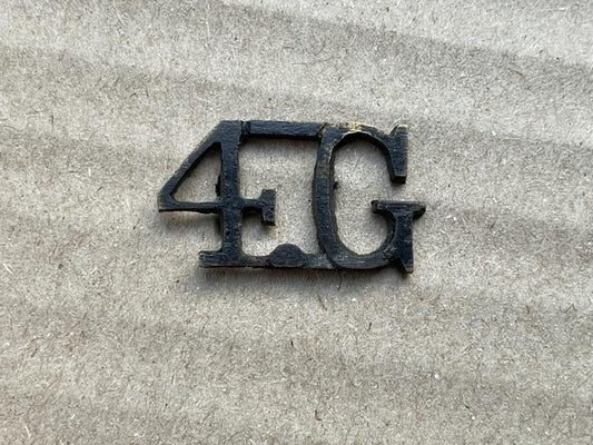 Gradia Militaria -  WW1 4th prince of wales Own Gurkha Rifles shoulder title