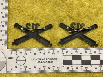 WW1 U.S 312th Field Artillery Regt officers collar badges