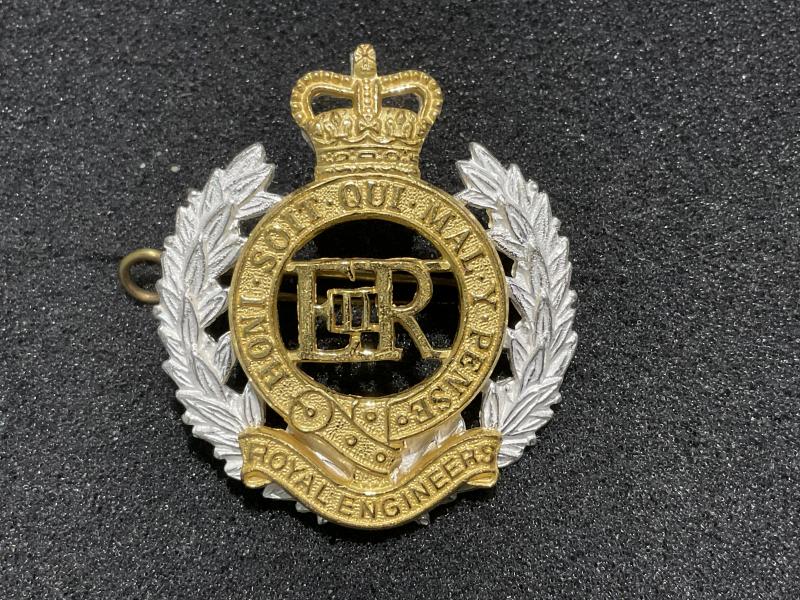 Gradia Militaria -  Q/C Royal Engineers Officers cap badge