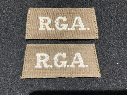 Gradia Militaria -  WW1 R.G.A Cloth slip-on shoulder titles