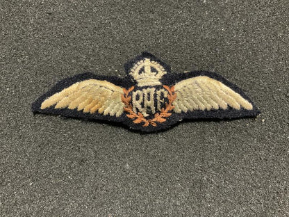 Gradia Militaria -  WW2 R.A.F full size pilots wings with brooch fixing
