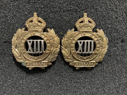 Gradia Militaria -  13th Hussars bi/metal collar badges