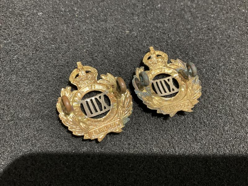 13th Hussars bi/metal collar badges