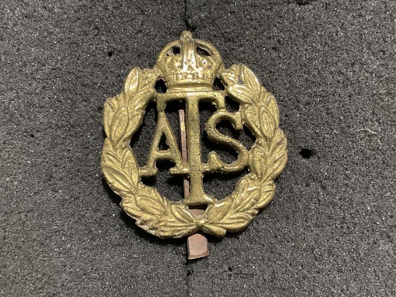 Gradia Militaria -  WW2 Theatre made A.T.S other ranks cap badge