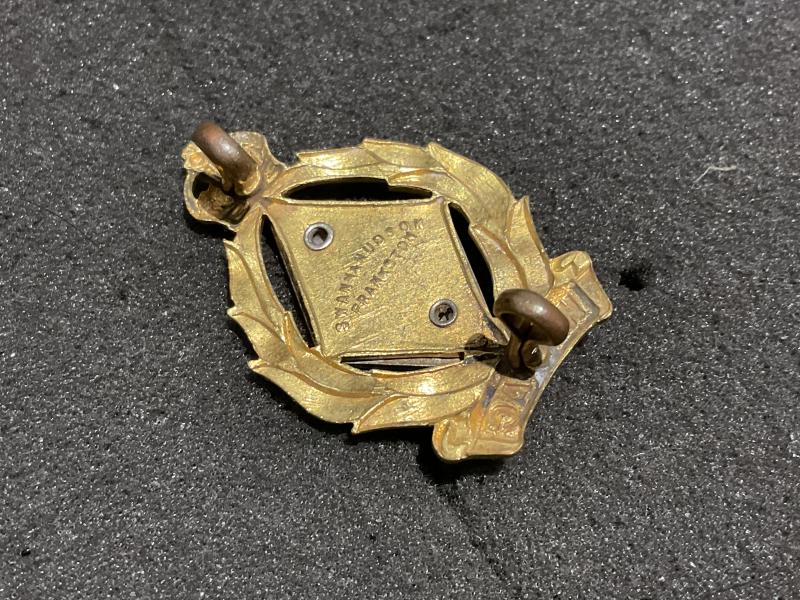 K/C Australian WRAAC cap/collar badge