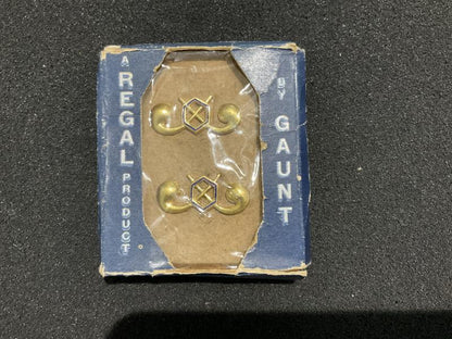 U.S Army Chemical Corps officers collar badges