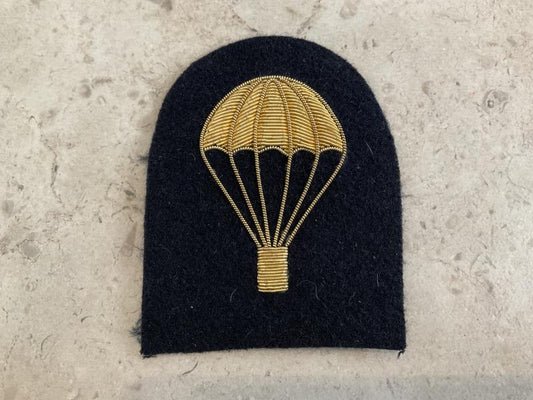 Gradia Militaria -  R.N Submarine Parachute Assistance Group trade badge